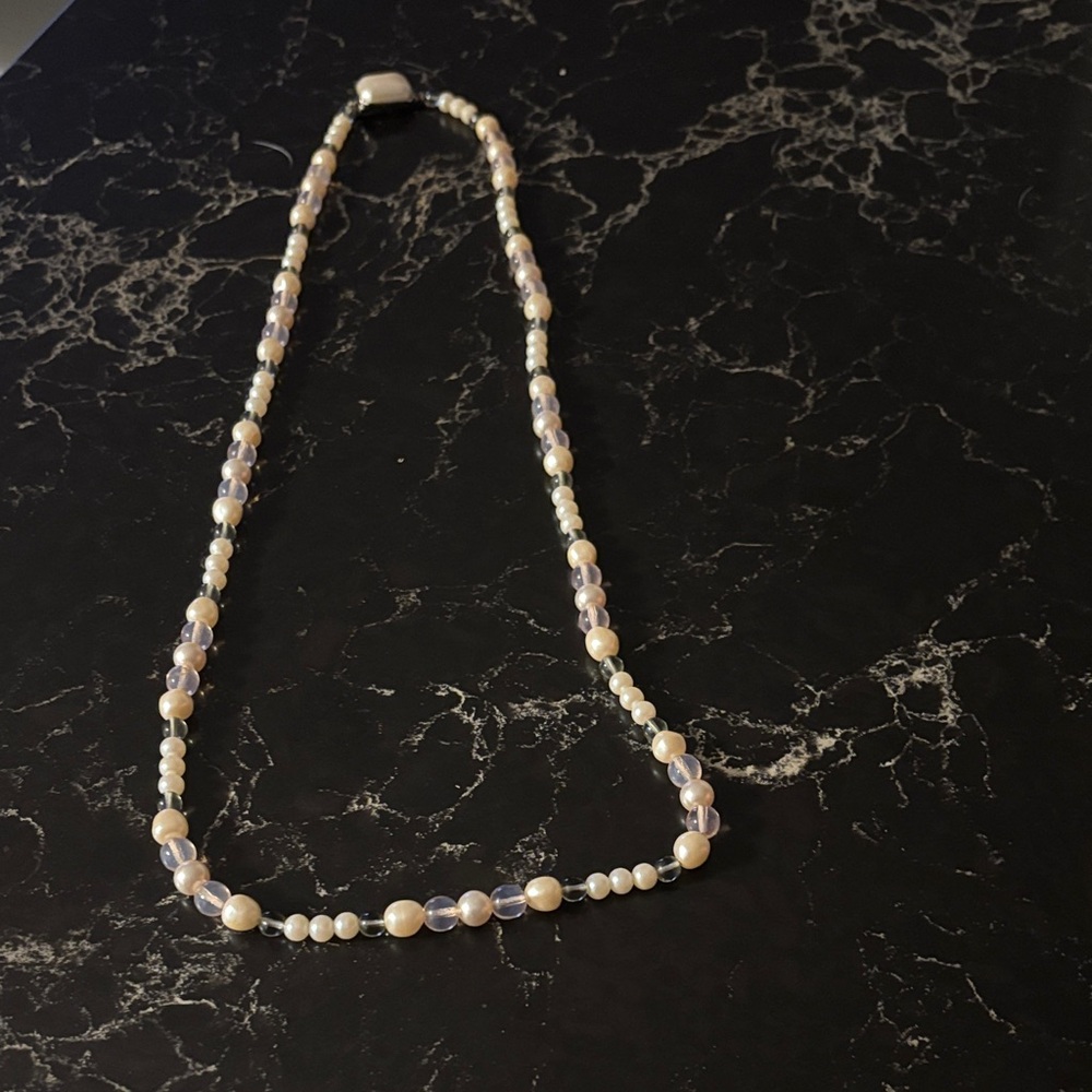 Costume Pearl and Opalescent Bead Necklace - Women Jewelry